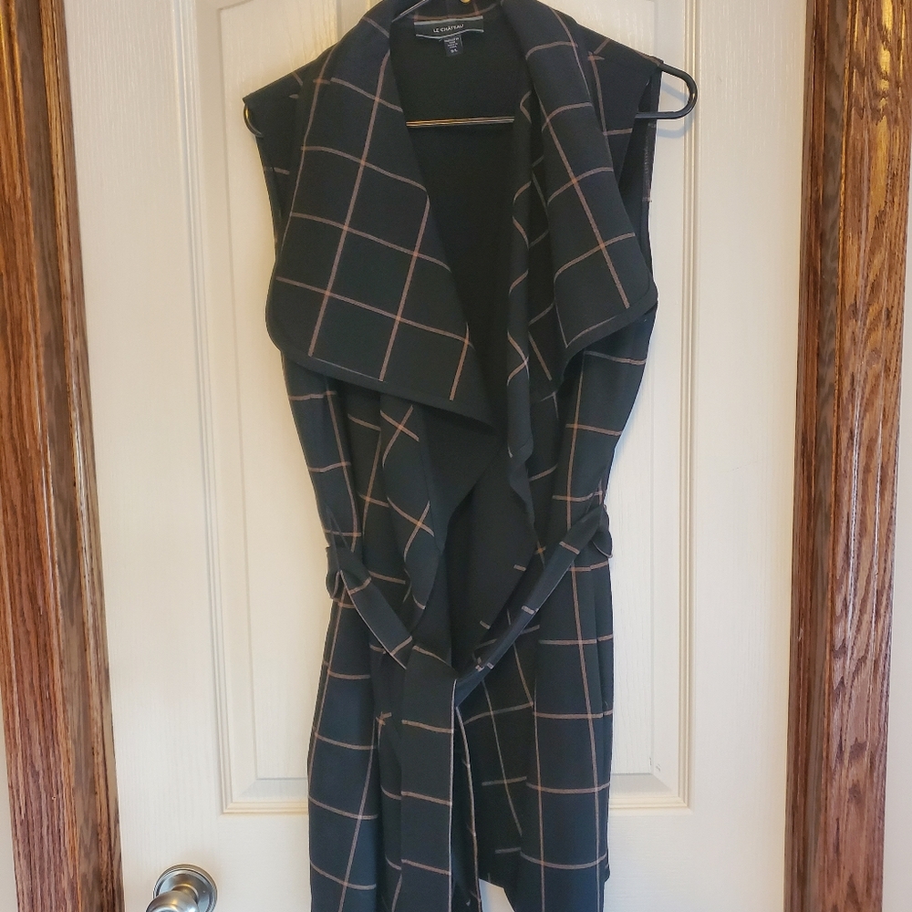 Black and beige plaid belted wrap